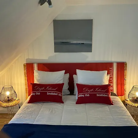 Loft Duplex Neuf 65m2 דירה