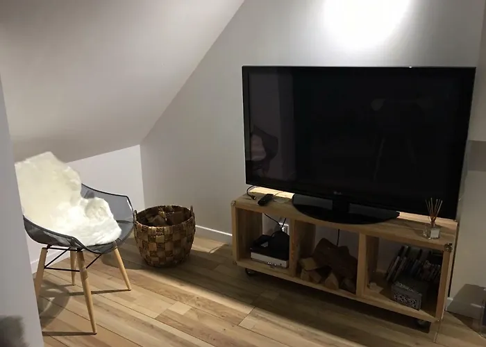 Loft Duplex Neuf 65m2 דירה *