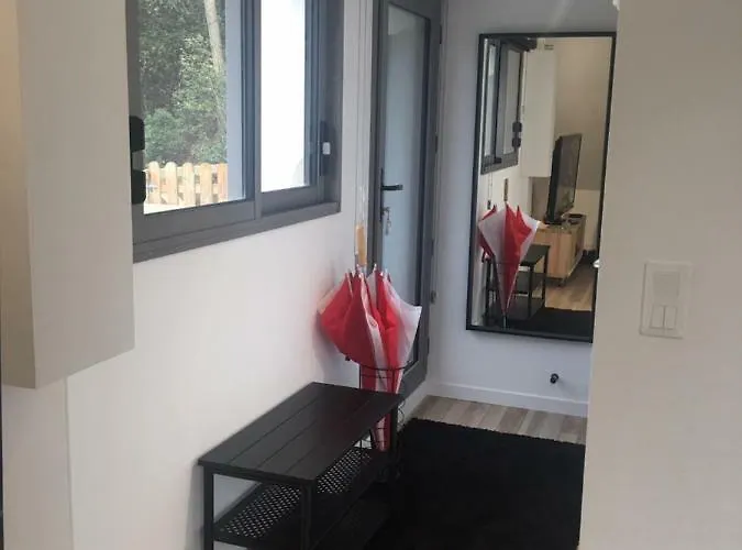 Loft Duplex Neuf 65m2 דירה *